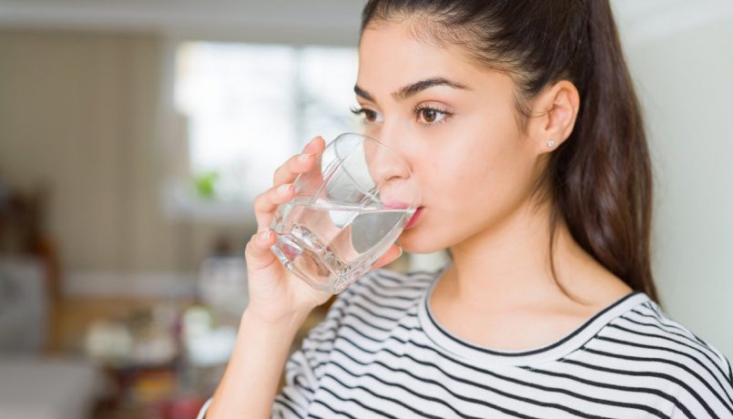 Suggerimenti per mantenere il filtro dell'acqua del frigorifero di casa completamente pulito
